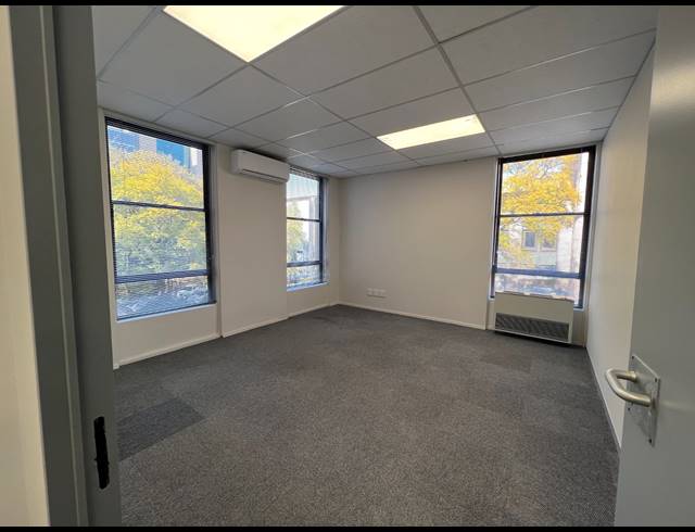 2,000M² OFFICE TO LET IN ROSEBANK